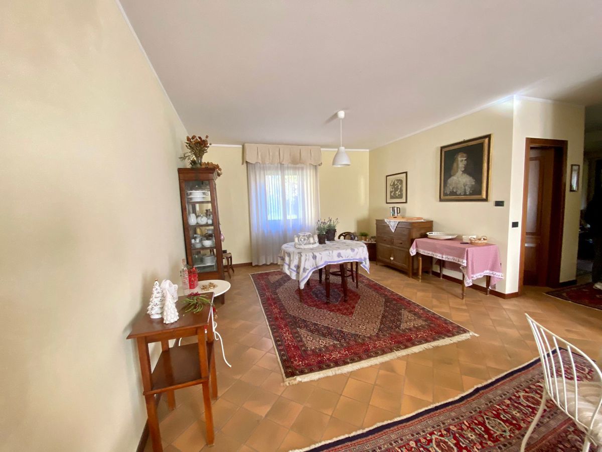 Foto 12 di 42 - Villa in vendita a Assisi