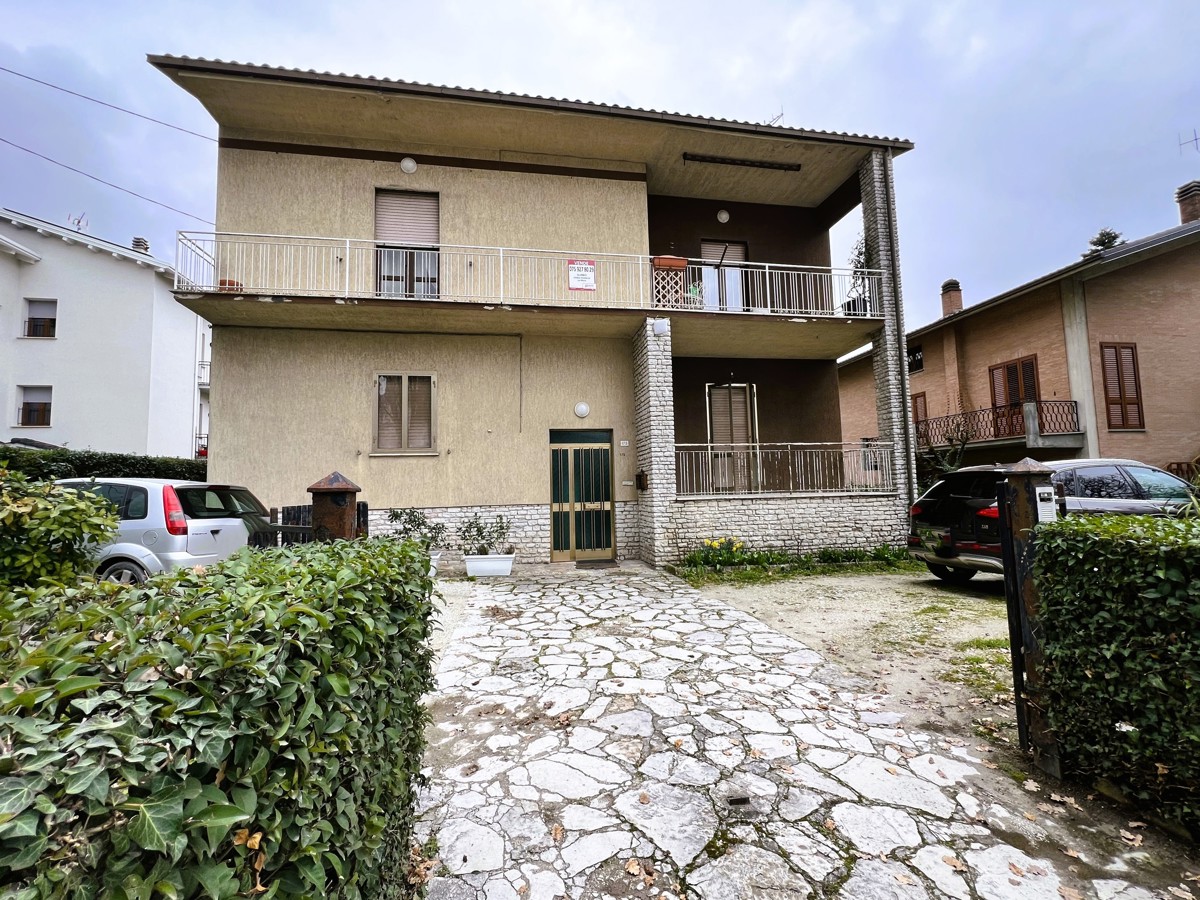 Foto 1 di 6 - Appartamento in vendita a Gubbio