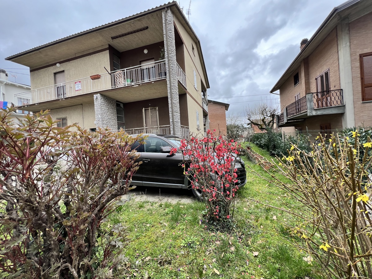 Foto 2 di 6 - Appartamento in vendita a Gubbio