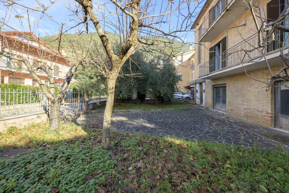 Foto 3 di 4 - Casa indipendente in vendita a Gubbio