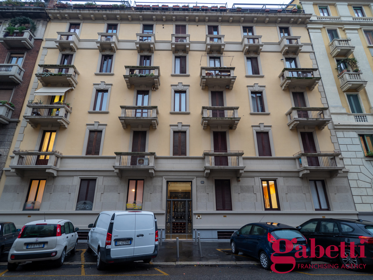 Vendita Quadrilocale Appartamento Milano Via Enrico Noè, 30 481117