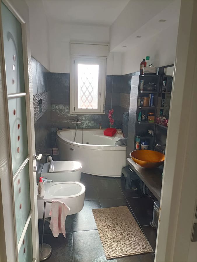 Foto 9 di 19 - Appartamento in affitto a Palermo