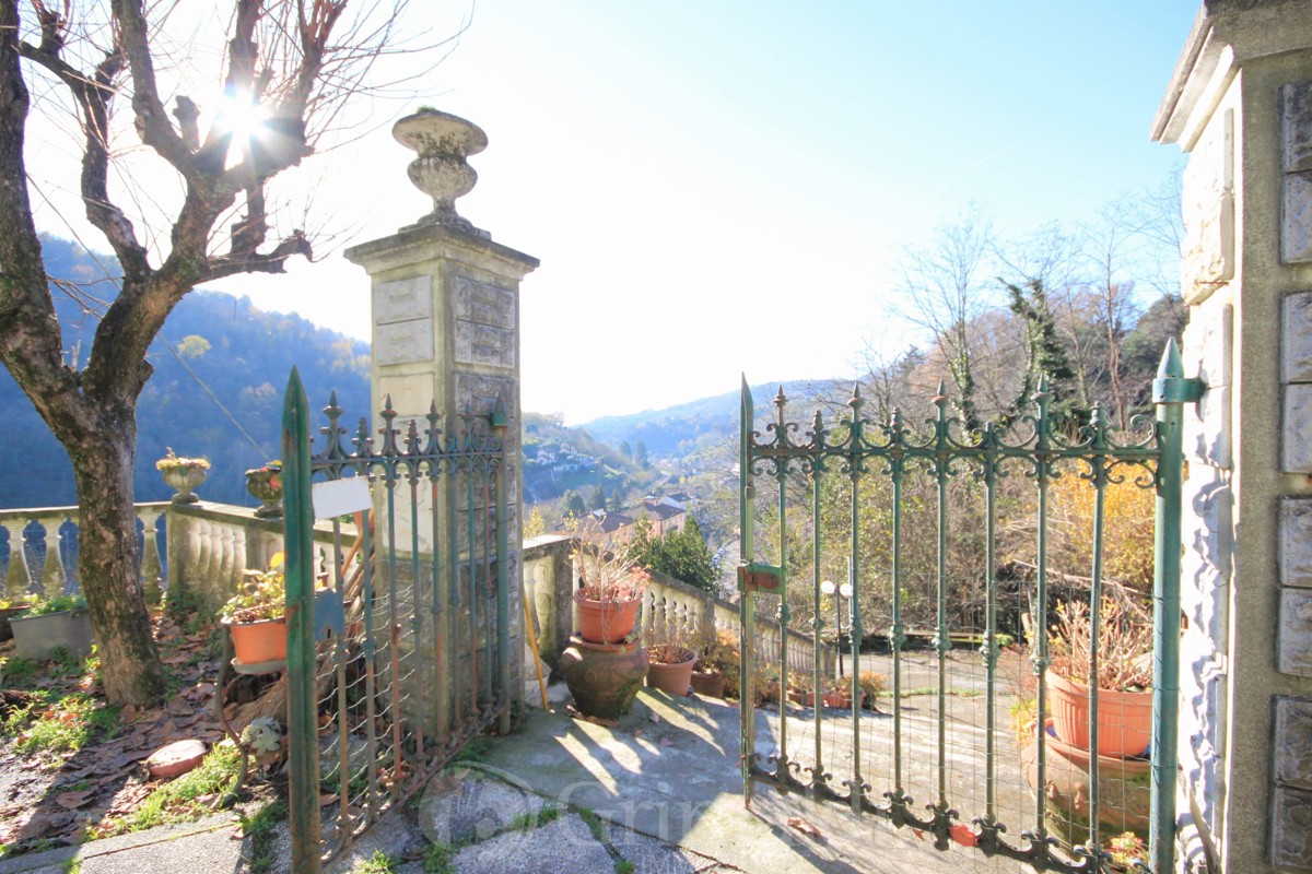 Foto 27 di 29 - Villa a schiera in vendita a Mignanego