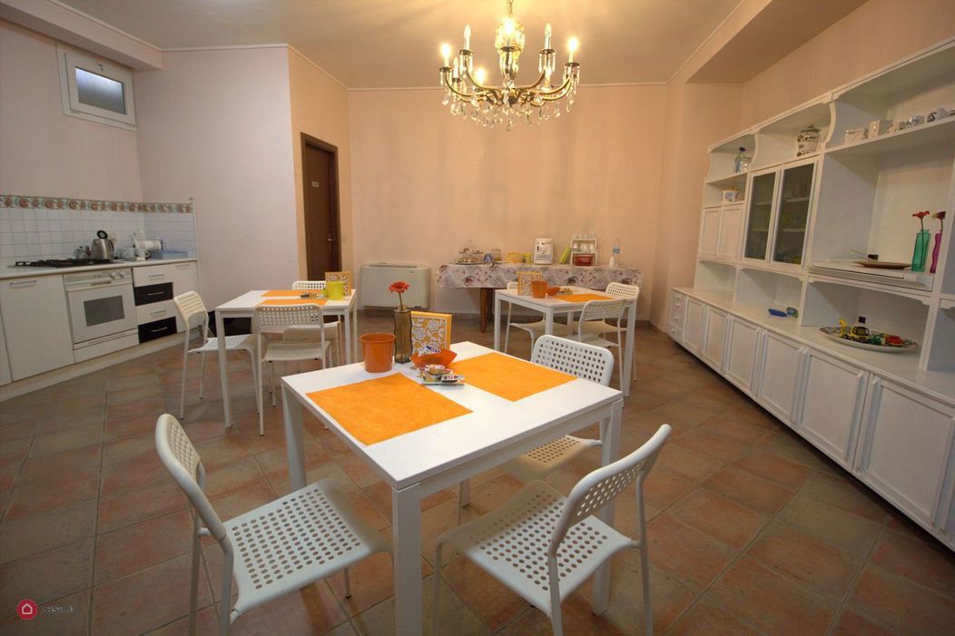 Foto 7 di 10 - Appartamento in vendita a Assisi