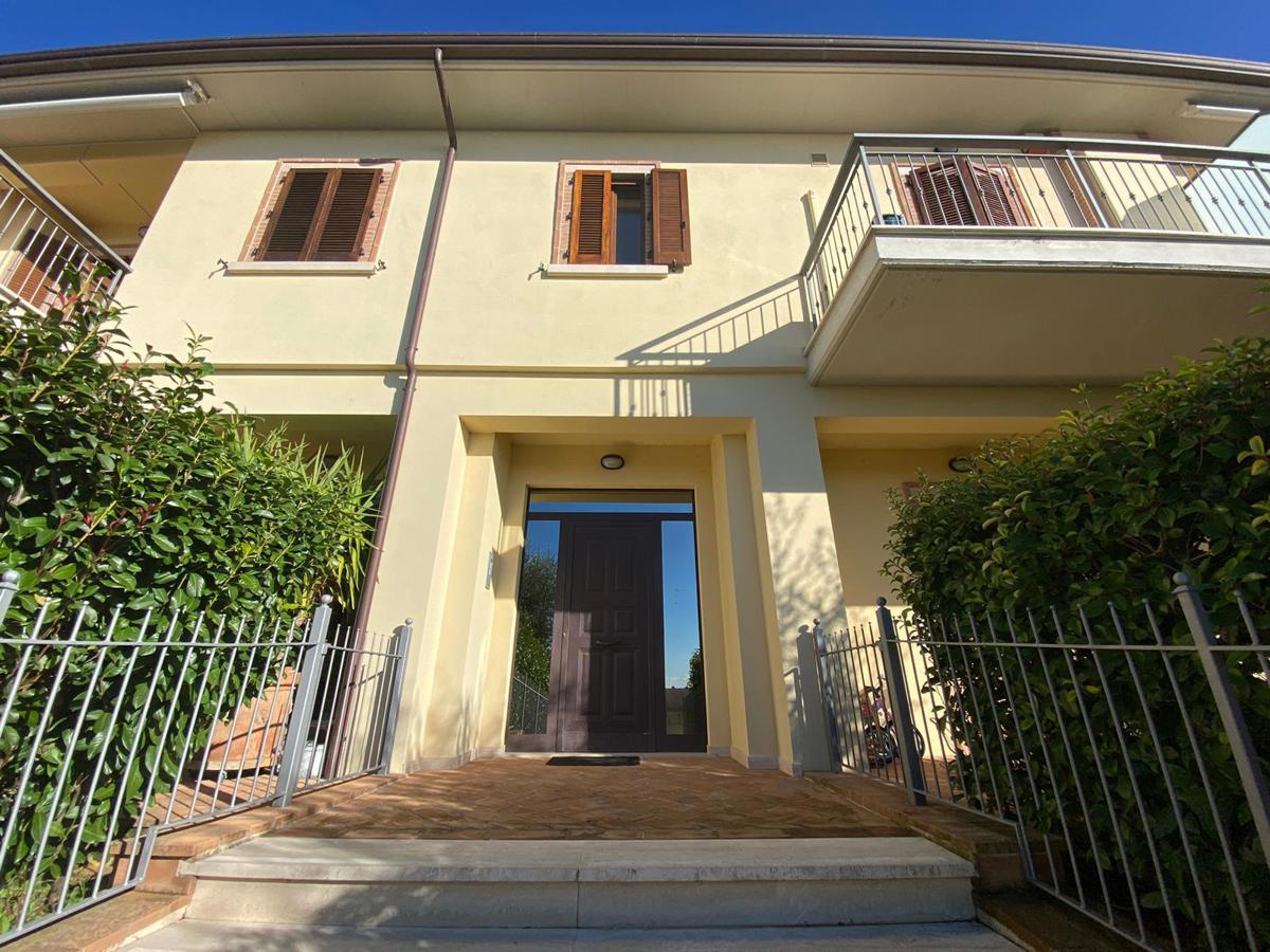 Foto 2 di 49 - Appartamento in vendita a Torgiano