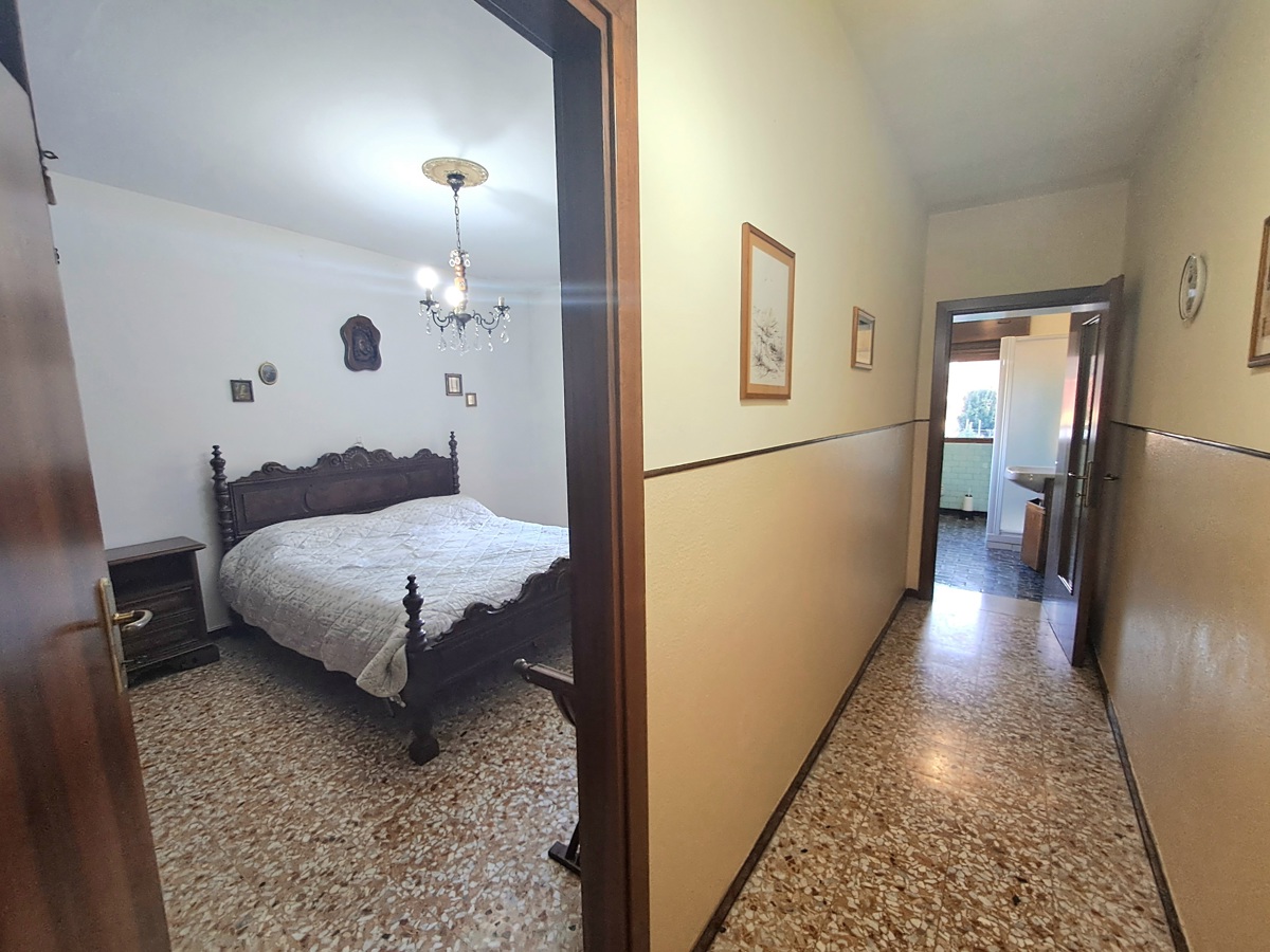 Foto 3 di 12 - Villa a schiera in vendita a Cologna Veneta