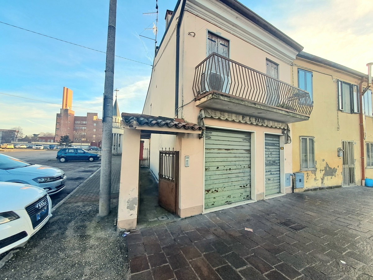 Foto 1 di 12 - Villa a schiera in vendita a Cologna Veneta