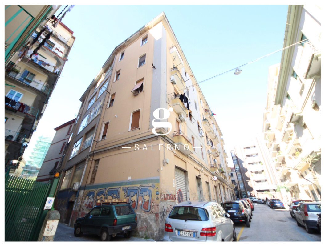 Foto 2 di 13 - Appartamento in vendita a Salerno