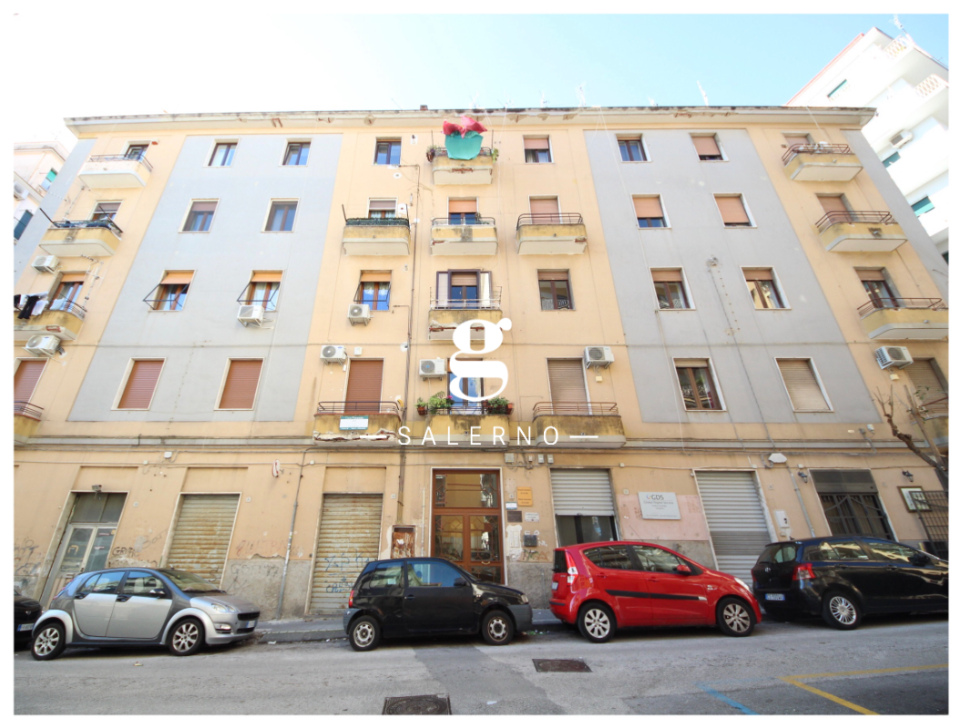 Foto 1 di 13 - Appartamento in vendita a Salerno
