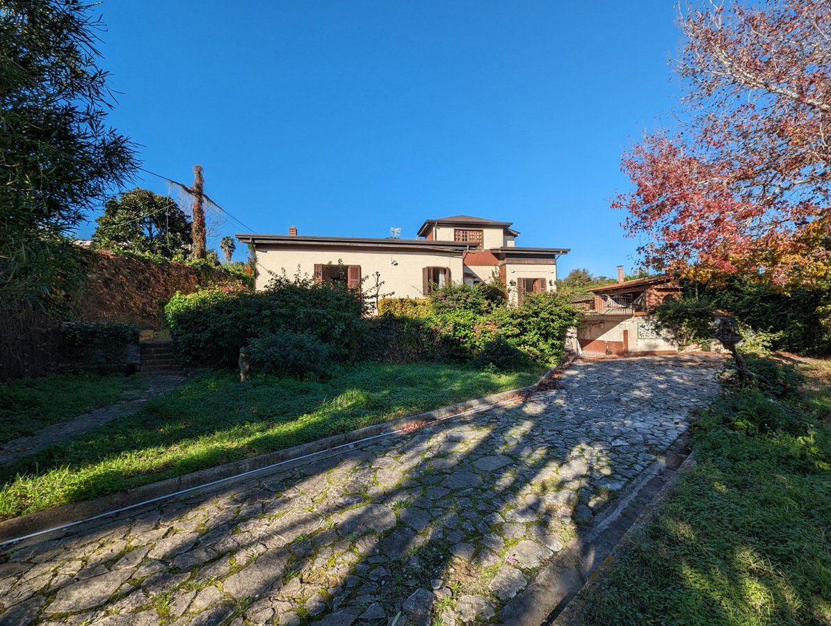 Foto 19 di 19 - Villa in vendita a Bacoli