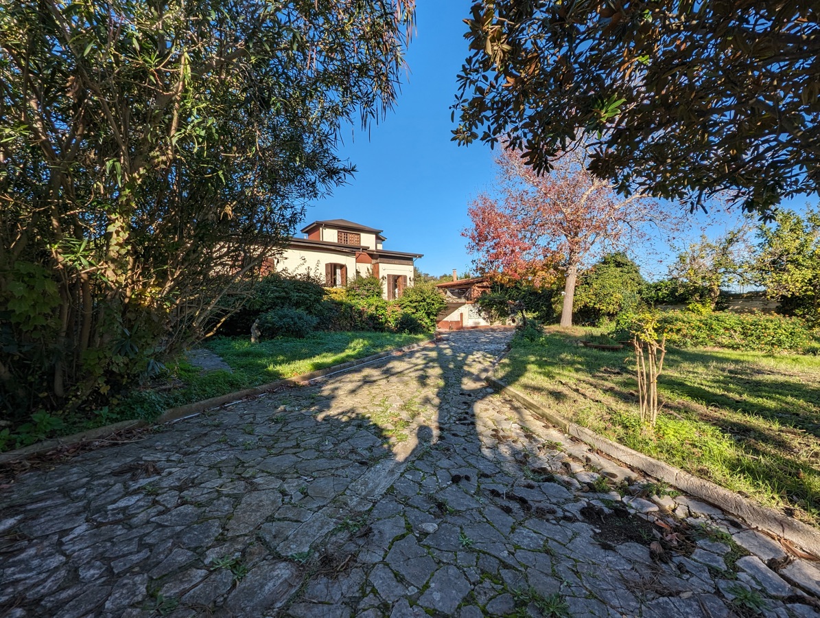Foto 4 di 19 - Villa in vendita a Bacoli