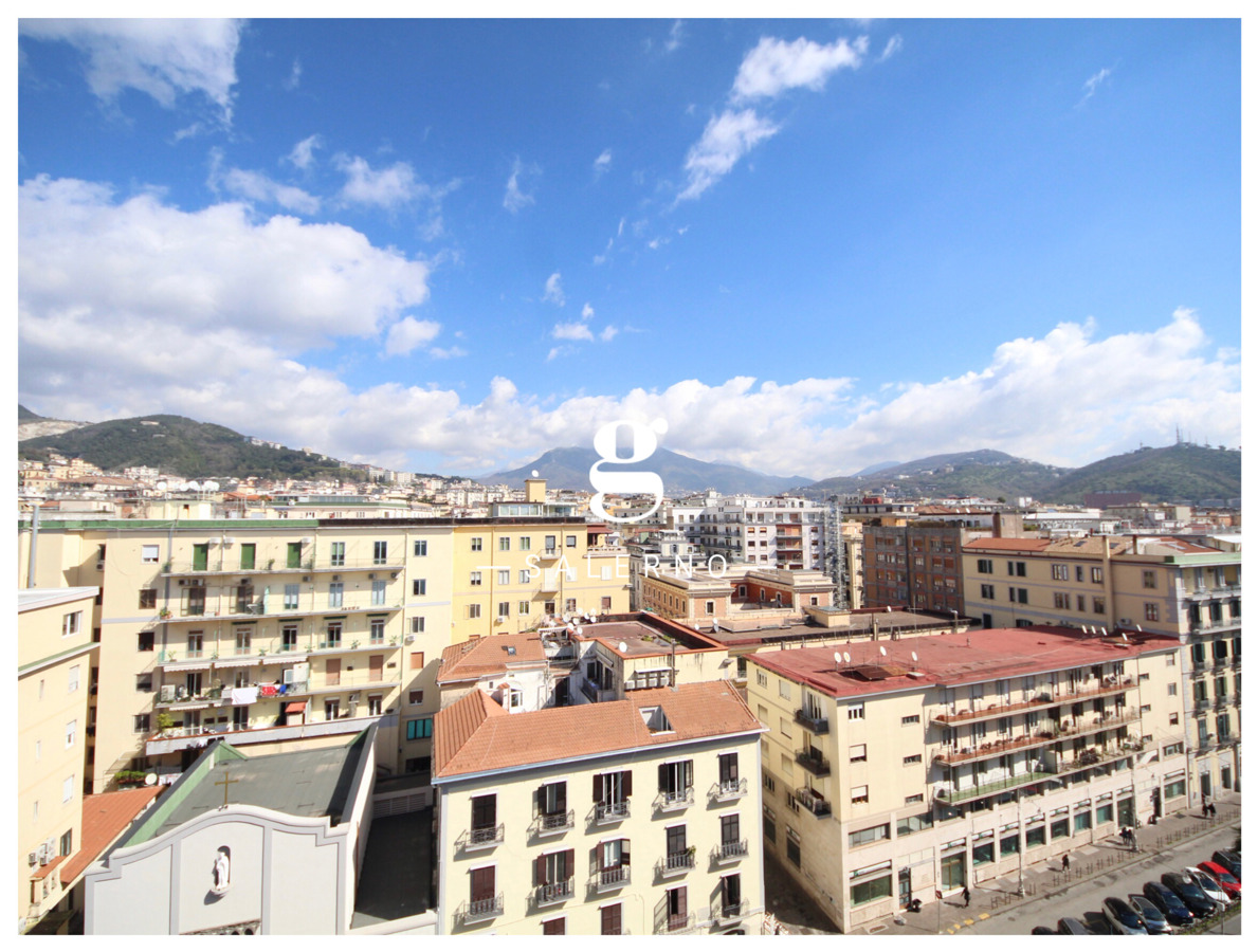 Foto 7 di 27 - Appartamento in vendita a Salerno