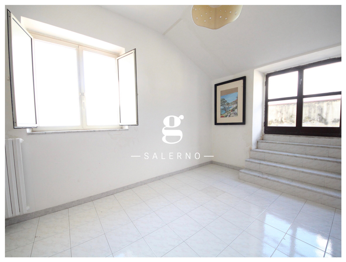 Foto 14 di 27 - Appartamento in vendita a Salerno