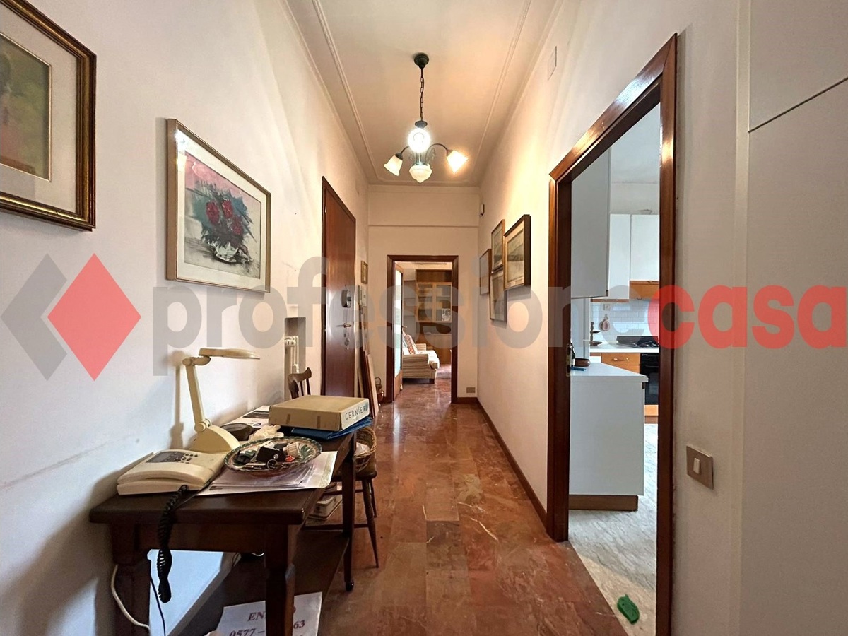 Foto 2 di 18 - Appartamento in vendita a Colle di Val d'Elsa