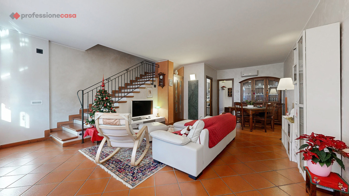 Foto 5 di 31 - Villa a schiera in vendita a Bellinzago Lombardo