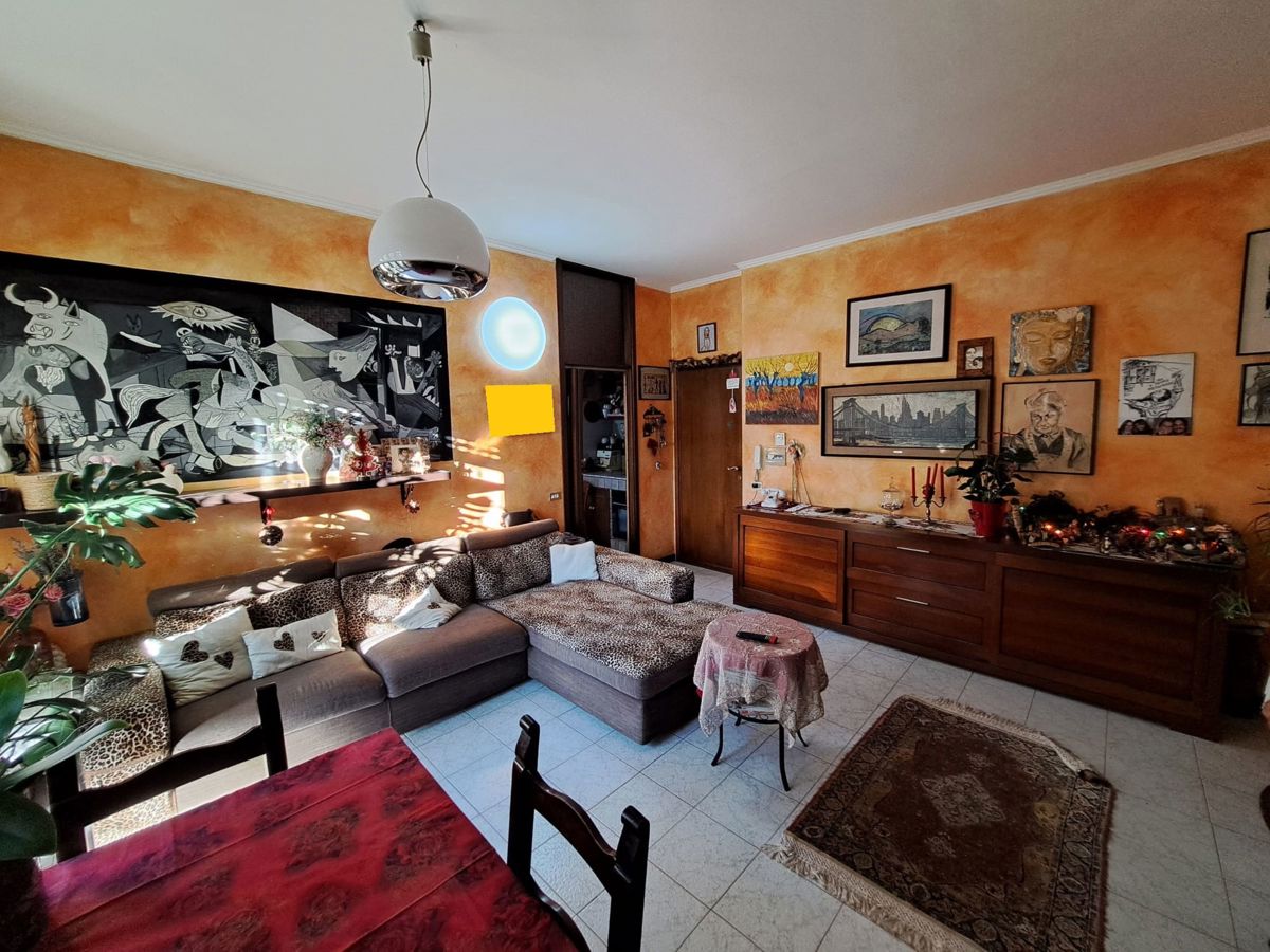 Foto 16 di 33 - Appartamento in vendita a Gallarate