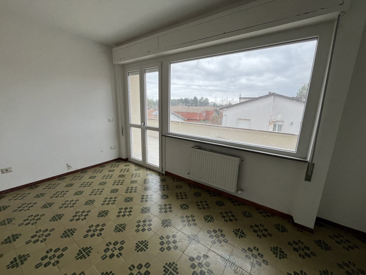 Foto 5 di 9 - Appartamento in vendita a Foligno