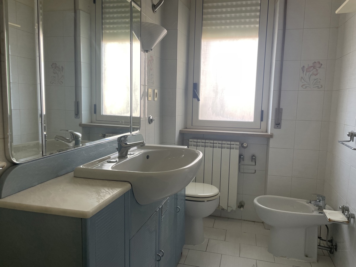 Foto 19 di 28 - Appartamento in vendita a Pescara