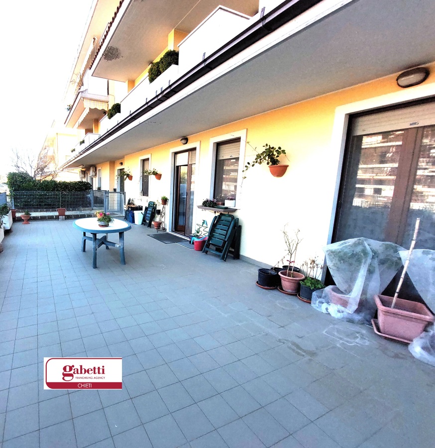 Foto 1 di 20 - Appartamento in vendita a Cepagatti