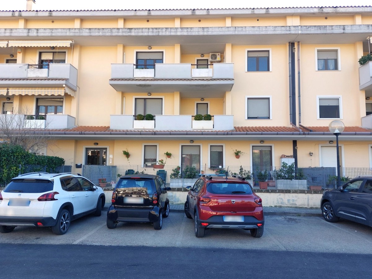 Foto 3 di 20 - Appartamento in vendita a Cepagatti