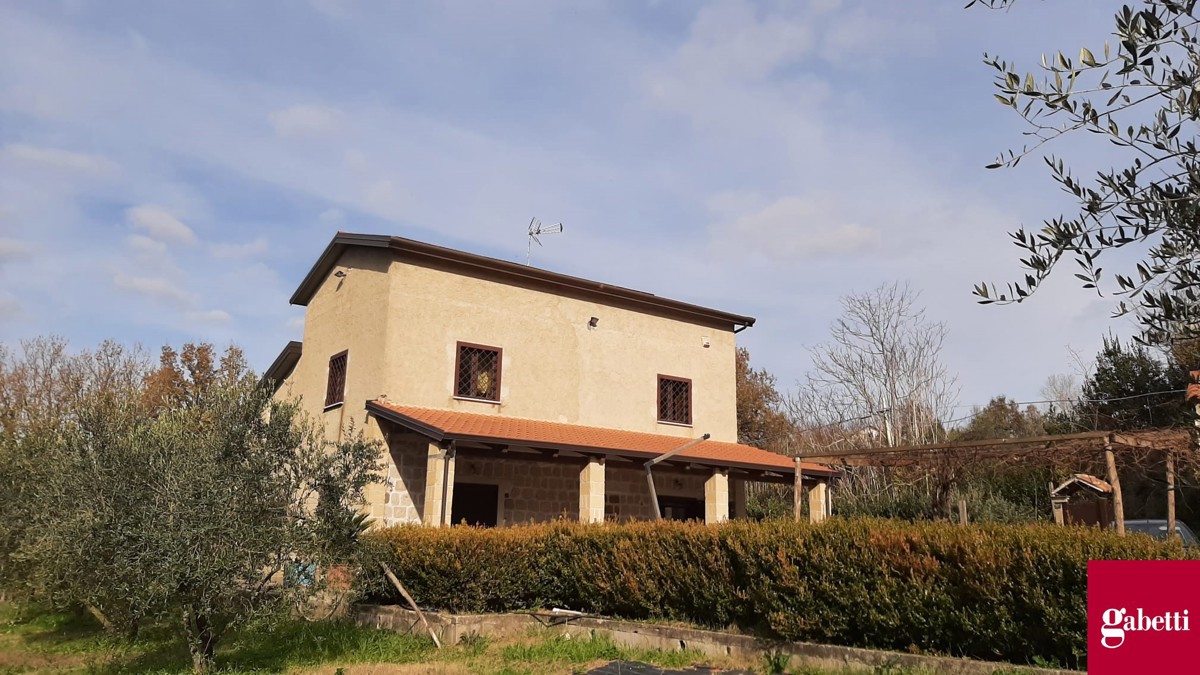 Foto 2 di 16 - Villa in vendita a Teano