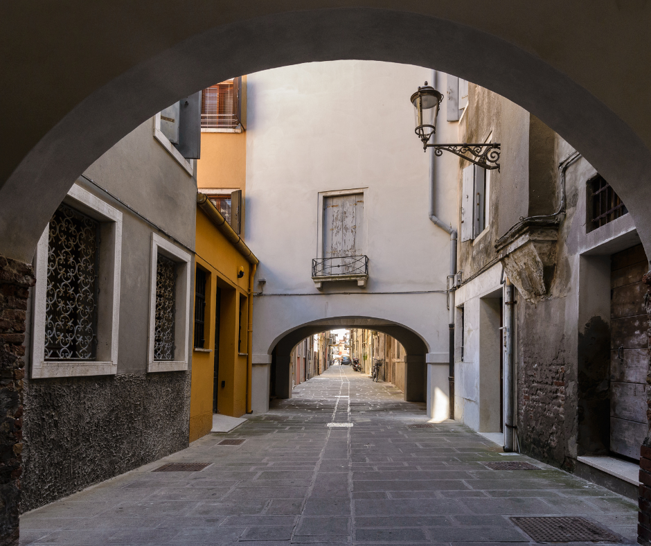 Foto 10 di 15 - Palazzo o stabile in vendita a Chioggia