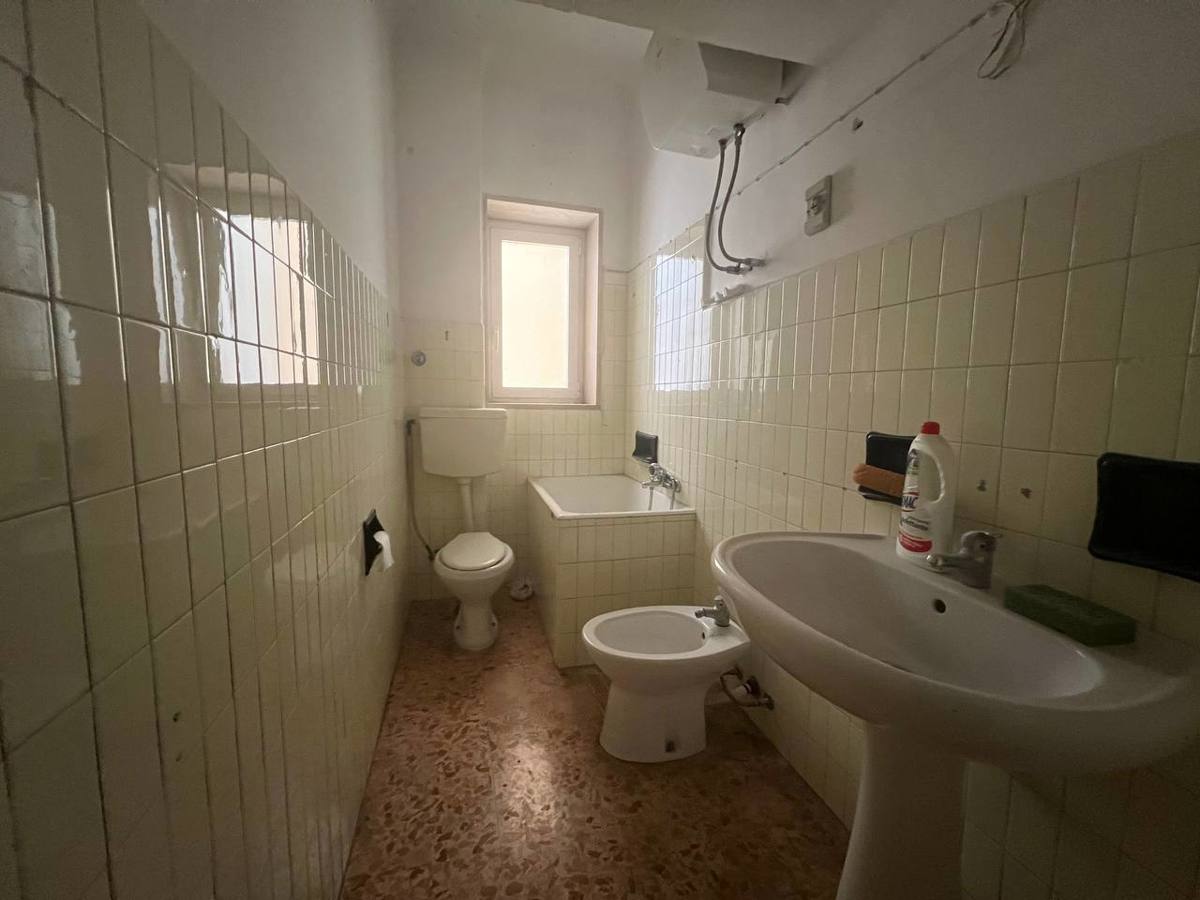 Foto 8 di 19 - Appartamento in vendita a Taranto