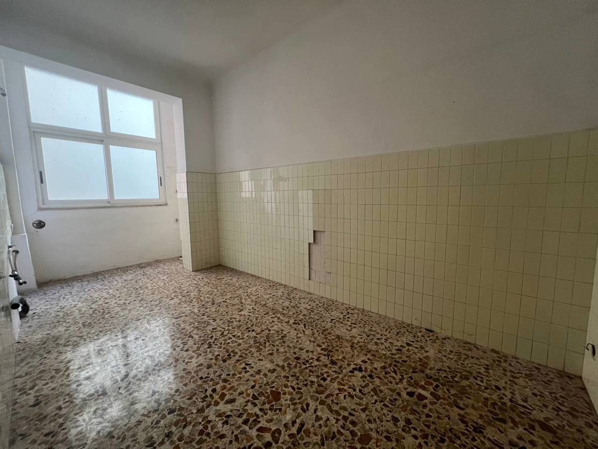 Foto 5 di 19 - Appartamento in vendita a Taranto