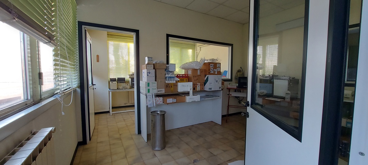 Foto 5 di 22 - Laboratorio in vendita a Siena