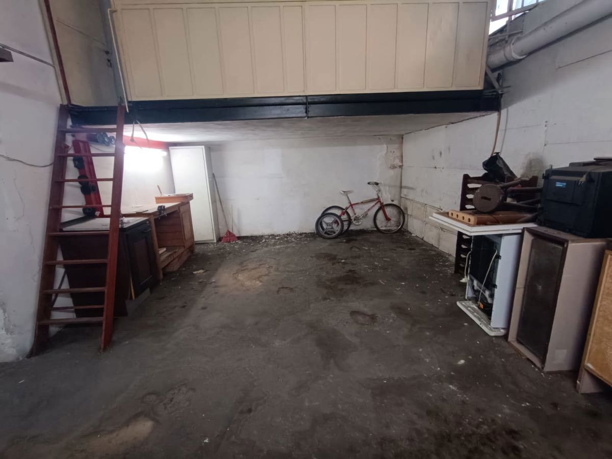 Foto 6 di 14 - Garage in vendita a Portici
