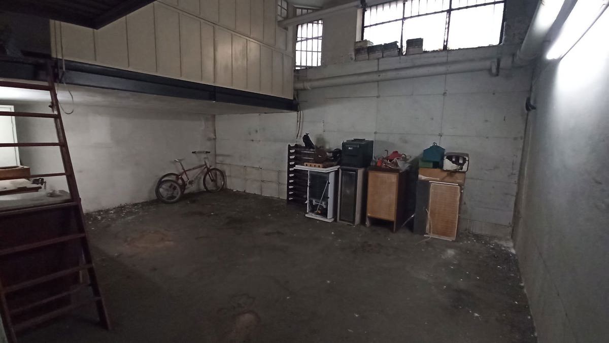 Foto 3 di 14 - Garage in vendita a Portici