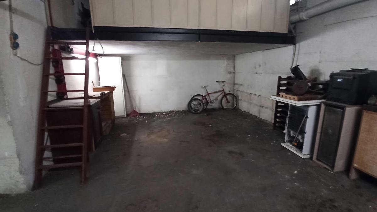 Foto 4 di 14 - Garage in vendita a Portici