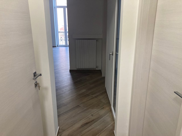 Foto 1 di 18 - Appartamento in affitto a Brindisi