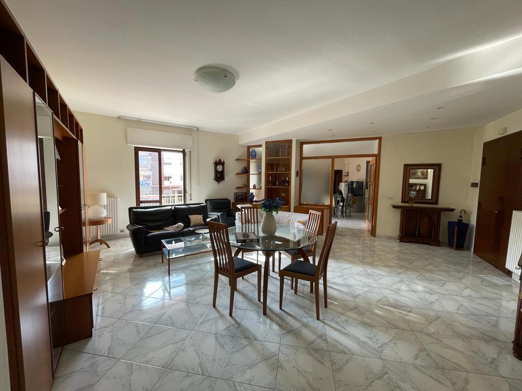 Foto 4 di 9 - Appartamento in vendita a Aversa