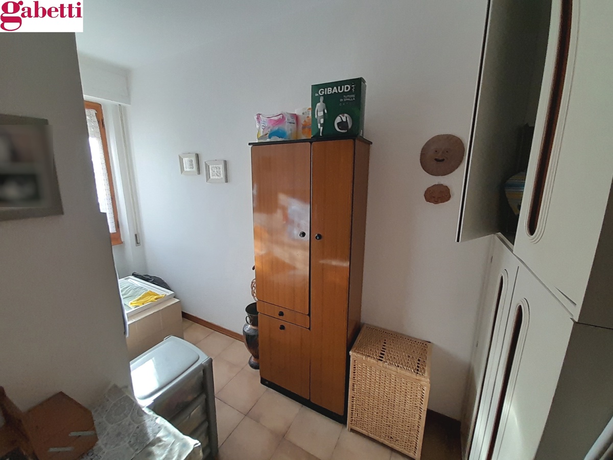 Foto 19 di 27 - Appartamento in vendita a Poggibonsi