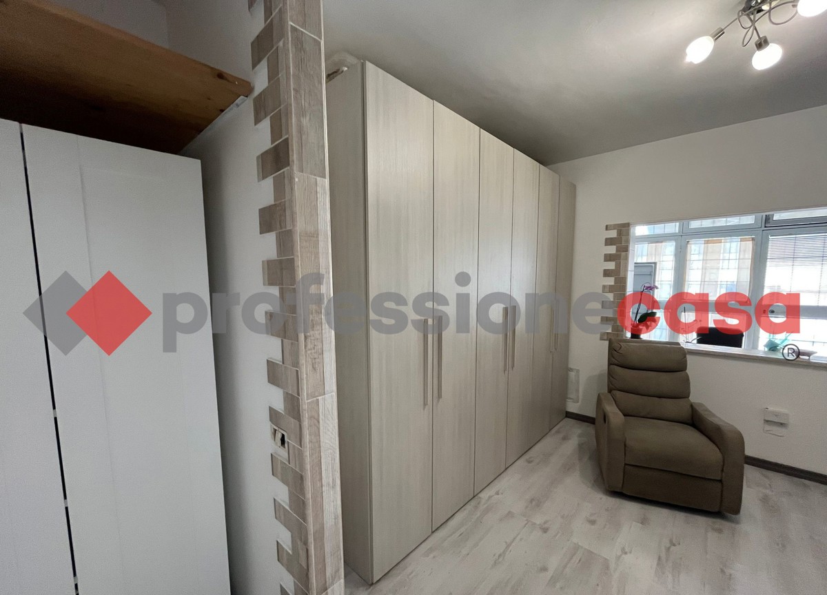 Foto 3 di 18 - Appartamento in vendita a Pomezia