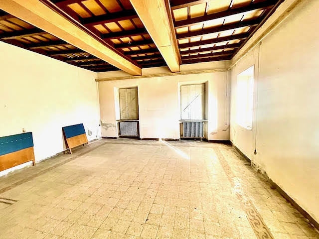Foto 3 di 53 - Palazzo o stabile in vendita a Villanterio