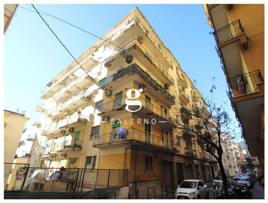 Foto 1 di 16 - Appartamento in vendita a Salerno