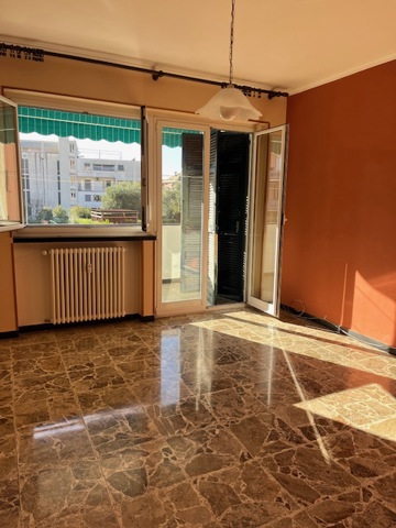 Foto 10 di 15 - Appartamento in vendita a Sestri Levante