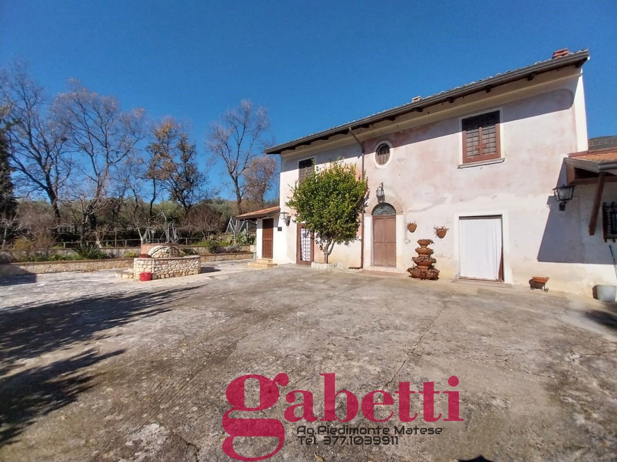 Foto 2 di 19 - Casa indipendente in vendita a Sant'Angelo d'Alife