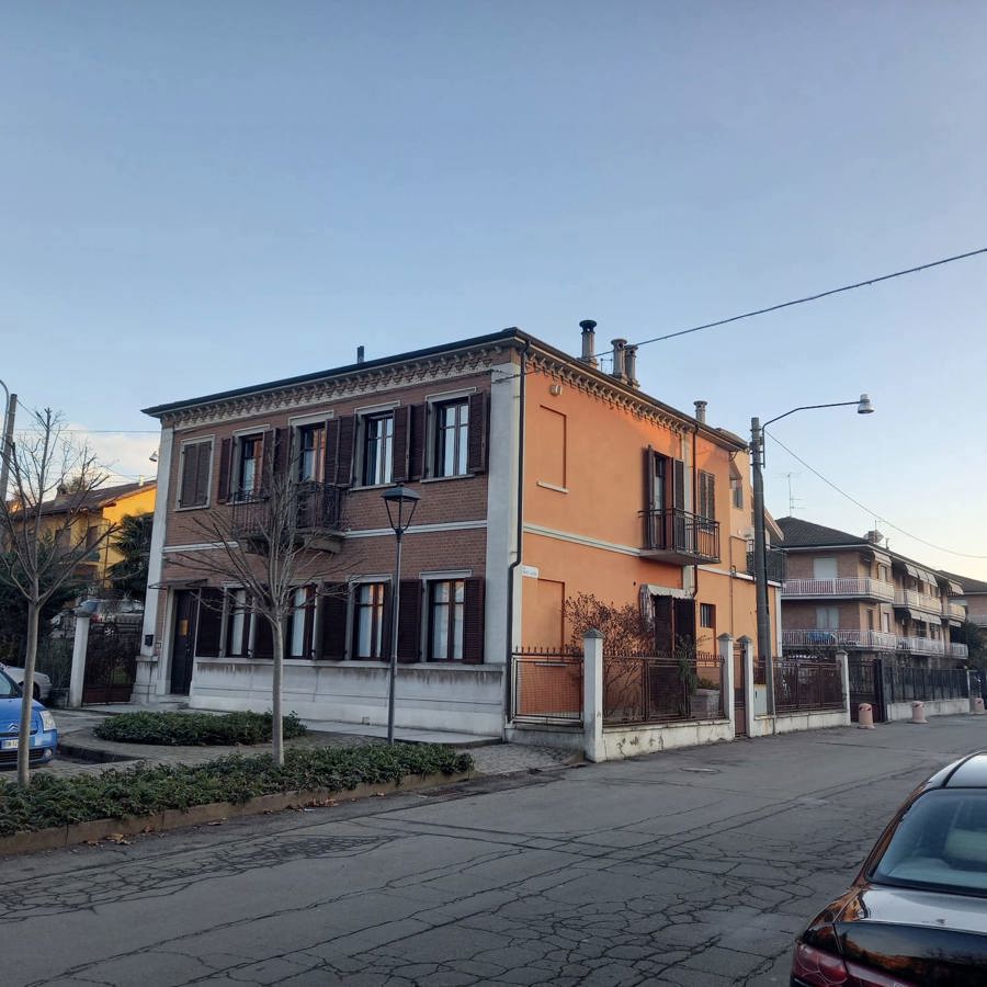 Foto 19 di 21 - Casa indipendente in vendita a Grinzane Cavour
