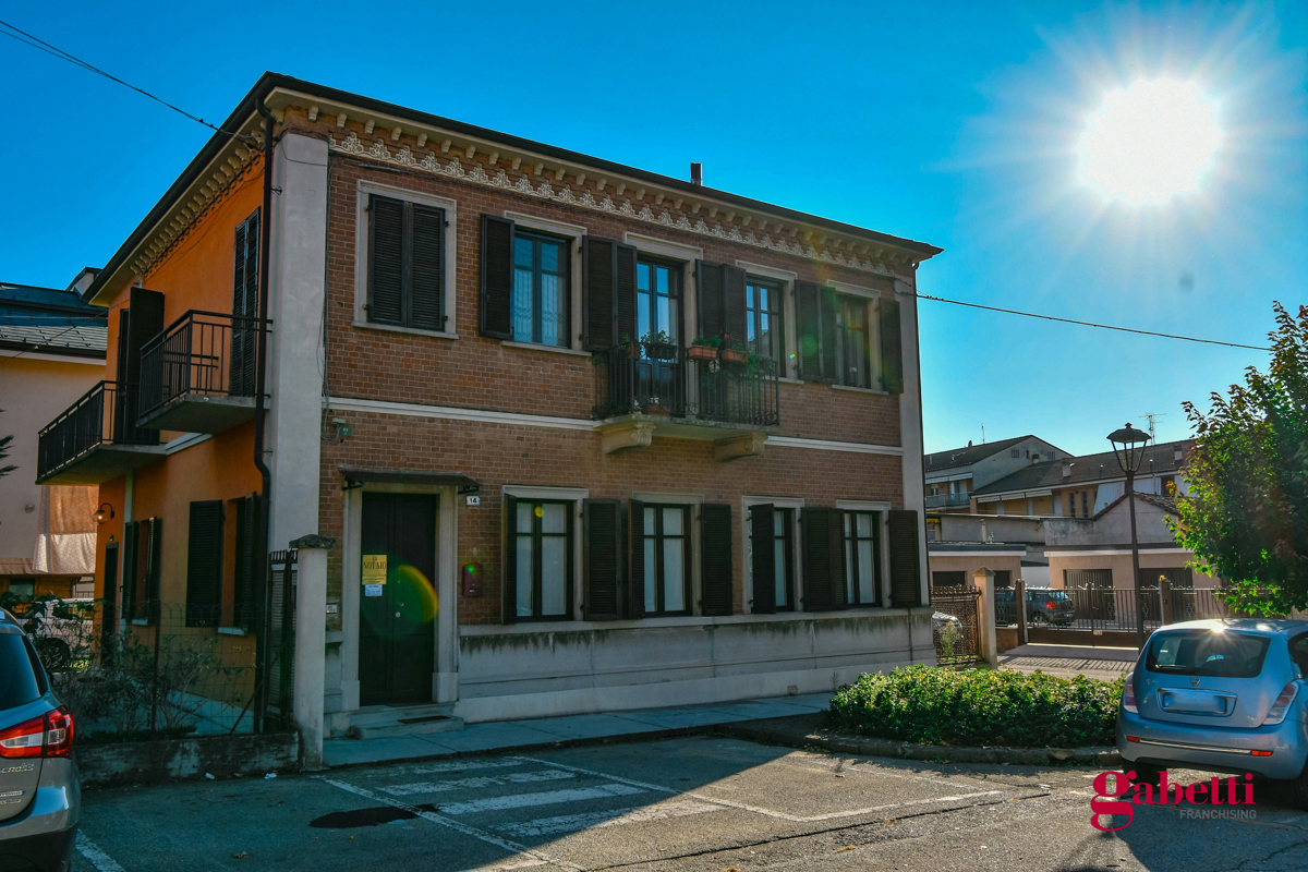 Vendita Casa Indipendente Casa/Villa Grinzane Cavour Piazza della Chiesa, 14 466559