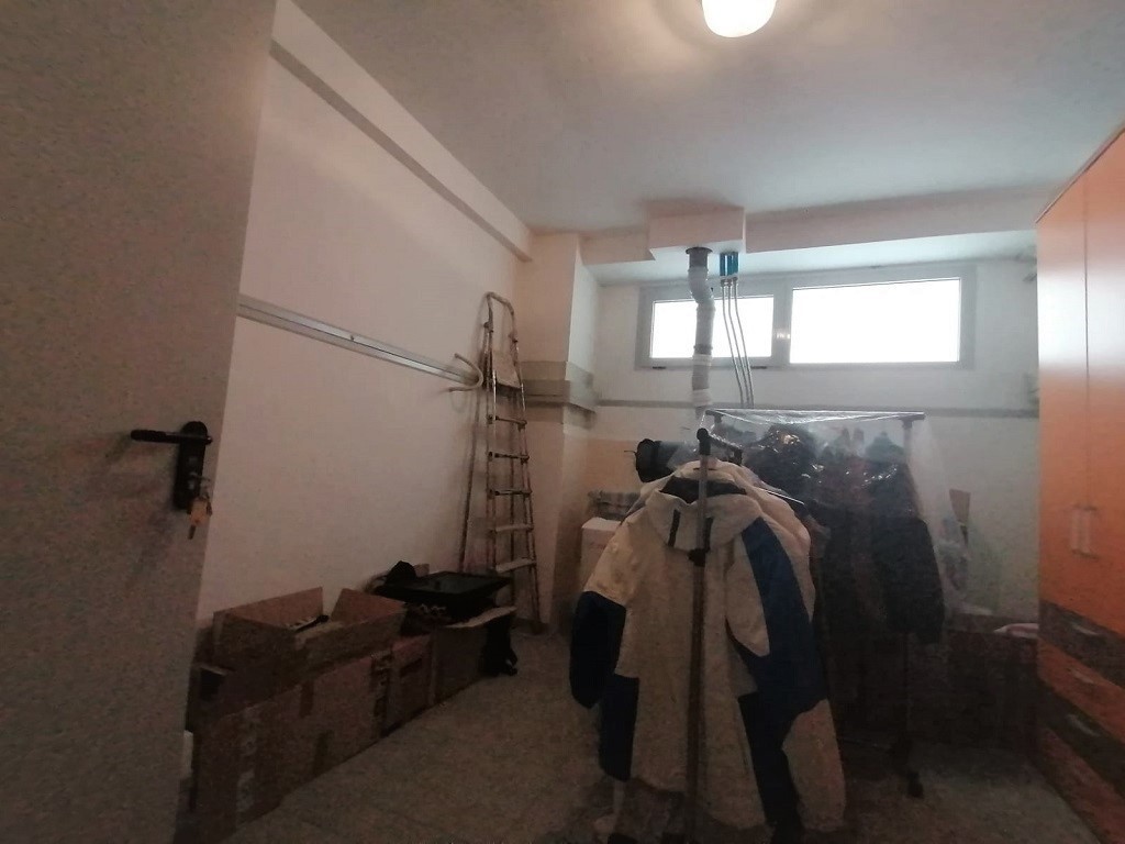 Foto 12 di 13 - Appartamento in vendita a L'Aquila