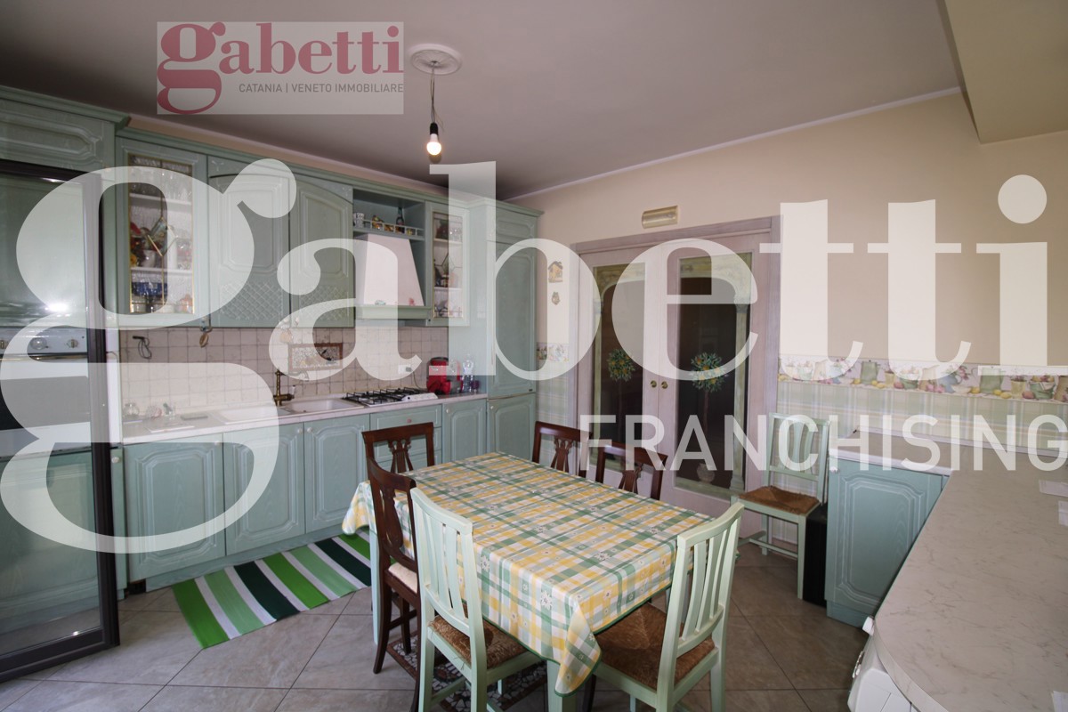 Foto 17 di 31 - Appartamento in vendita a San Giovanni La Punta