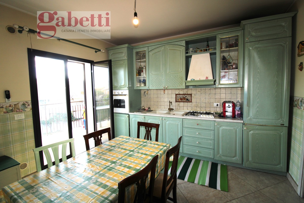 Foto 13 di 31 - Appartamento in vendita a San Giovanni La Punta