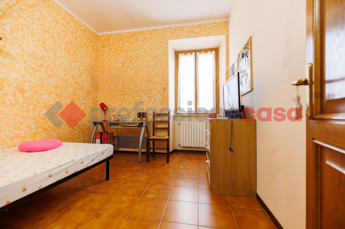 Foto 25 di 34 - Appartamento in vendita a Livorno