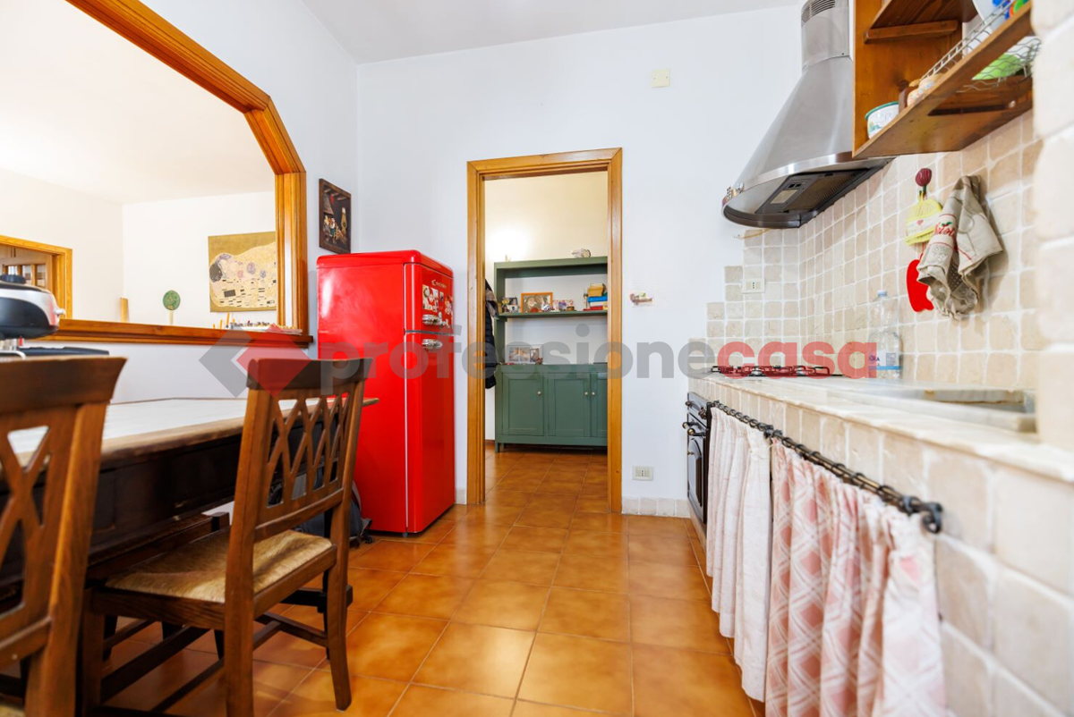 Foto 12 di 34 - Appartamento in vendita a Livorno