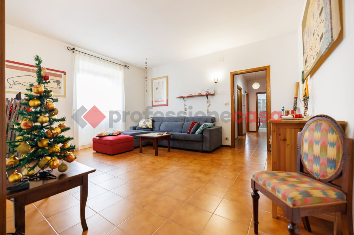 Foto 1 di 34 - Appartamento in vendita a Livorno