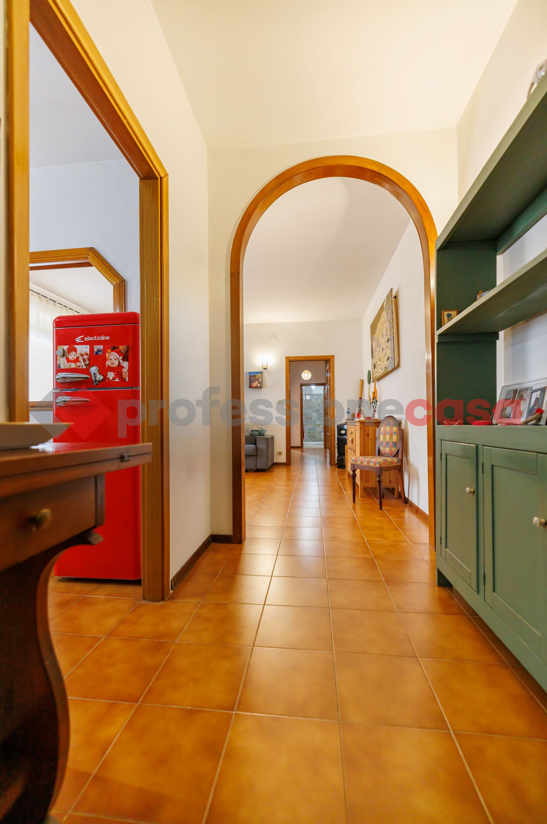 Foto 16 di 34 - Appartamento in vendita a Livorno