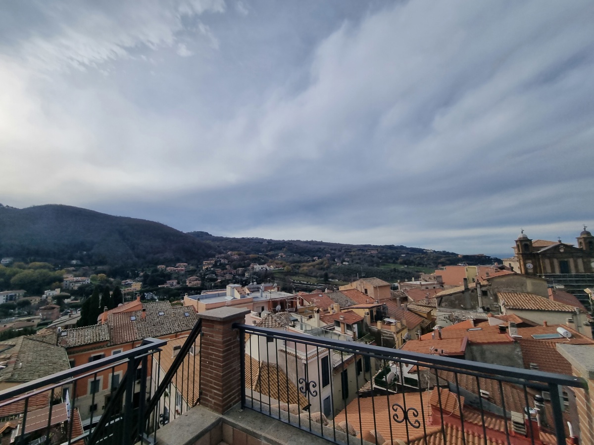 Foto 7 di 8 - Appartamento in vendita a Monte Porzio Catone